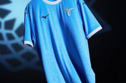 开云-拉齐奥发布新赛季主客场球衣：美津浓设计，致敬米开朗基罗经典