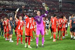 开云-（体育）足球——弗朗茨·贝肯鲍尔超级杯：拜仁慕尼黑夺冠