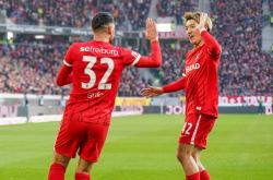 开云体育官网-记者：堂安律未参加弗赖堡训练，今日接受法兰克福体检