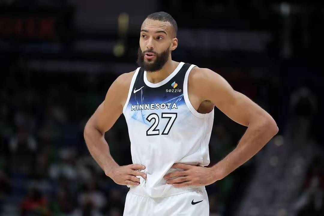 狼队三少轰46+18!难怪要交易戈贝尔,22分钟6帽,狼队迎超级大闸