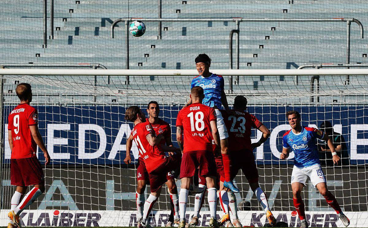 荷尔斯泰因基尔最后主场发力,弗赖堡能否保持欧冠区位置?