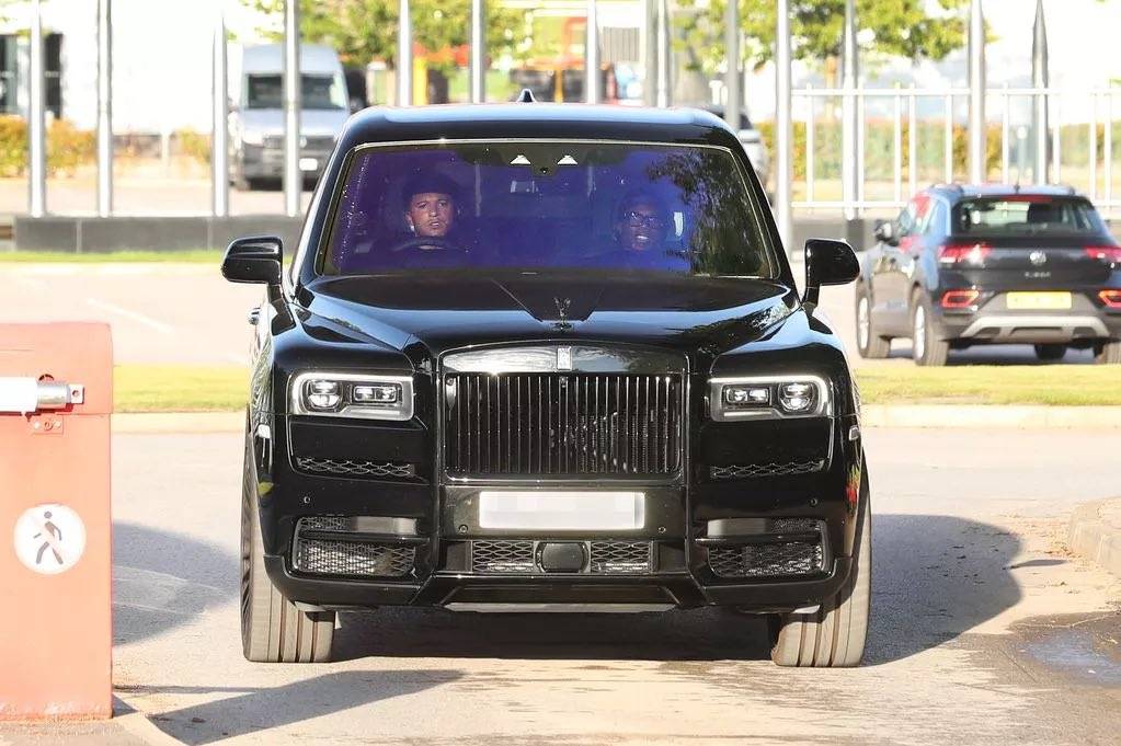 罗马欲打包曼联二鼠，堪称红魔最好朋友！霍伊伦德要求确保永久转会