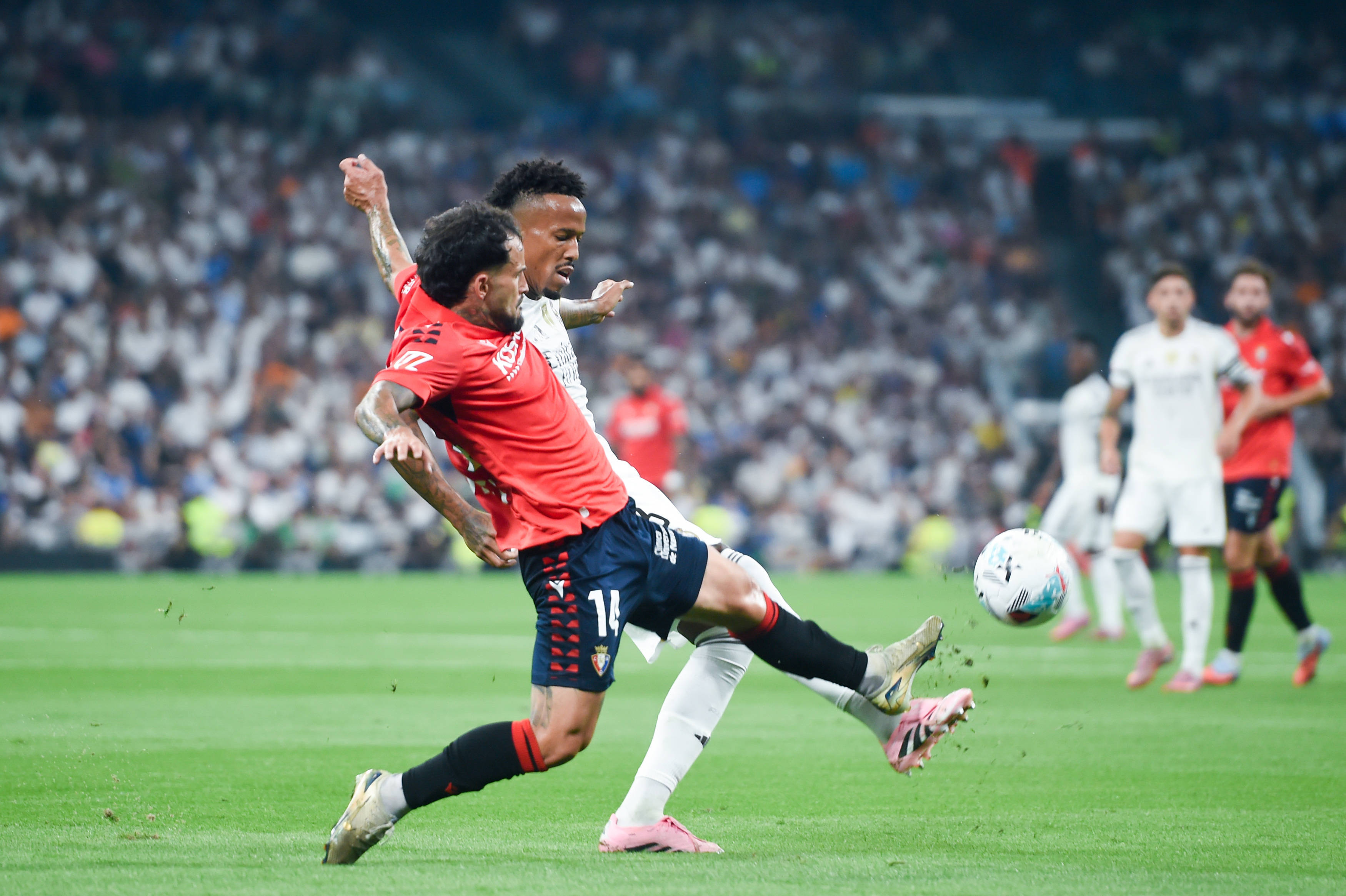 西甲｜姆巴佩打入点球 皇马小胜奥萨苏纳