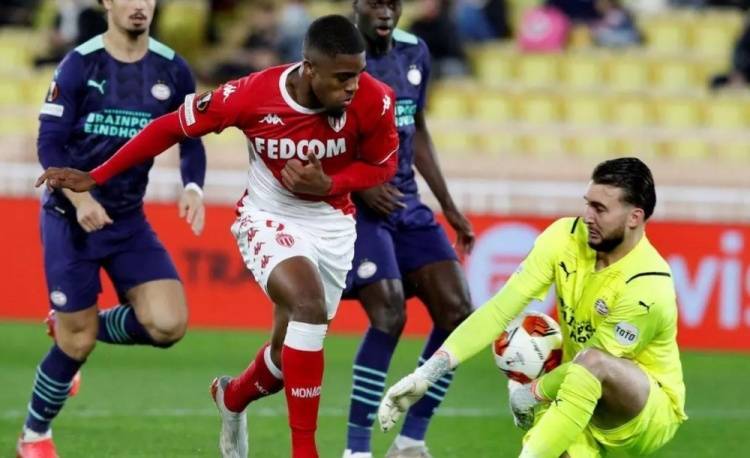 每体:瓦伦西亚想签萨迪克但进展缓慢,摩纳哥的布阿杜是备选方案