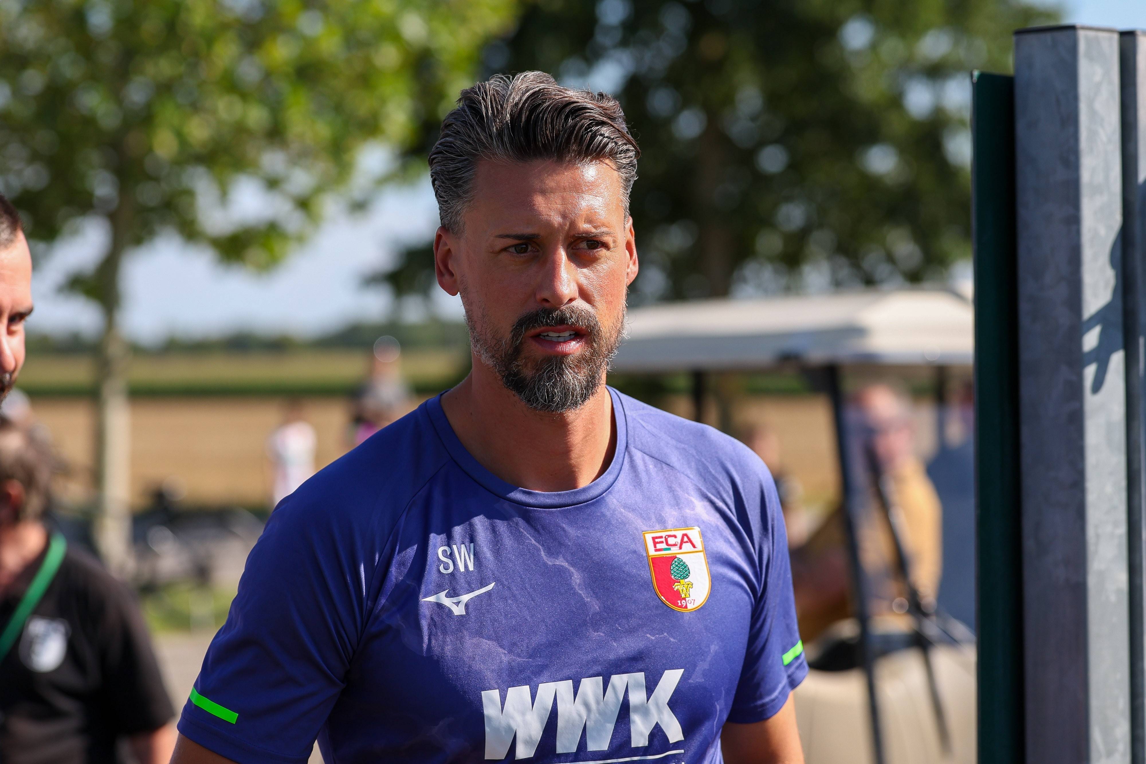 瓦格纳谈执教奥格斯堡：目标每场比赛精疲力竭 球迷必须感到满意