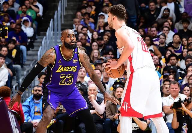 火箭锁定36+6神射!杜兰特迎终极拼图,休斯顿总冠军倒计时启动