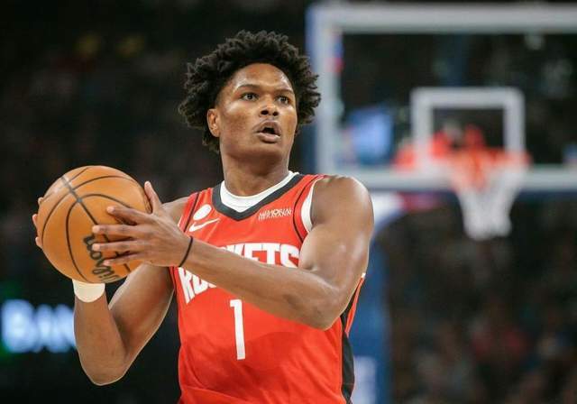 阿门出战，火箭队首发5将双塔领衔，启用第4后卫 杜兰特带队争首胜